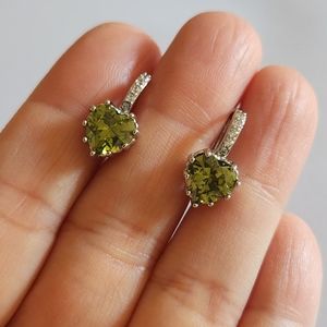 New 925 Silver Heart Shaped Peridot Diamond Hoop Earrings for Women